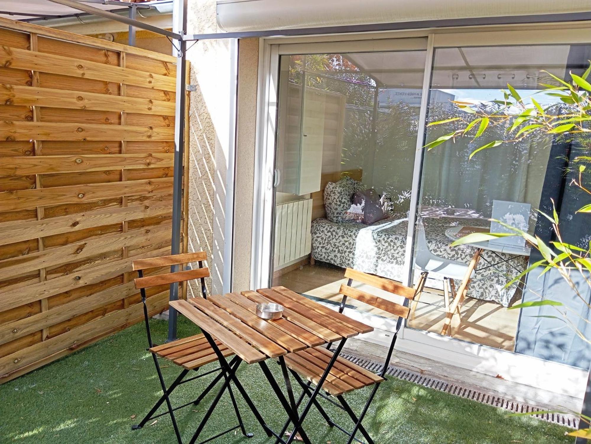Appart'Hotel Le Clos Lassagne A Brignais - Lyon Sud Ngoại thất bức ảnh