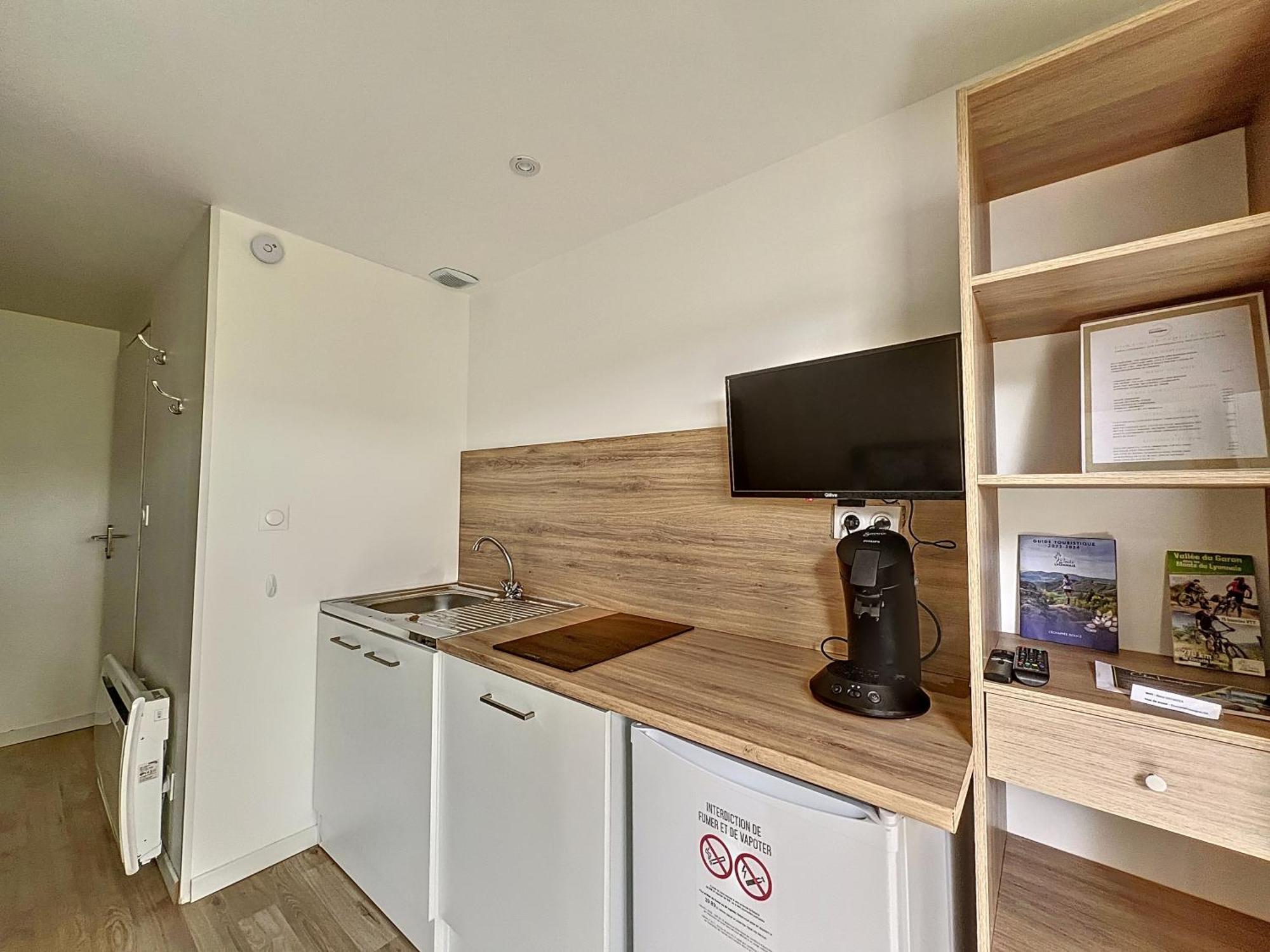 Appart'Hotel Le Clos Lassagne A Brignais - Lyon Sud Ngoại thất bức ảnh