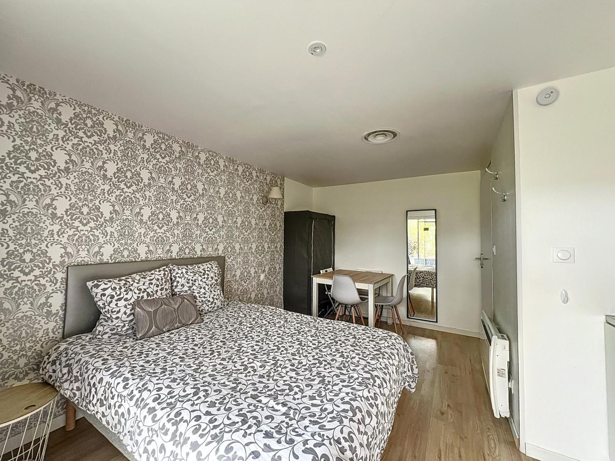 Appart'Hotel Le Clos Lassagne A Brignais - Lyon Sud Ngoại thất bức ảnh